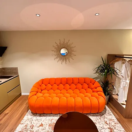 Agate * Тирана