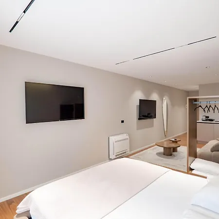 Hotel Agate *