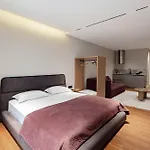 Agate Otel *