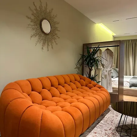 Agate * Тирана