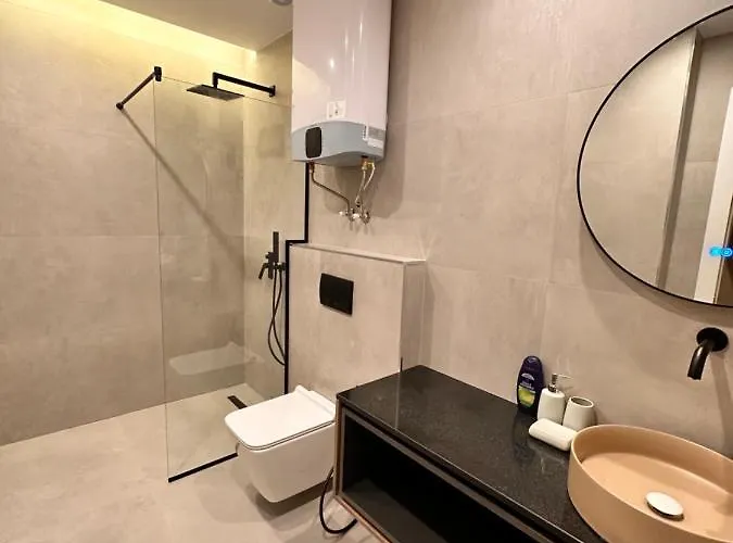 Agate * Тирана